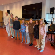 T�nleikar � Dyngju.